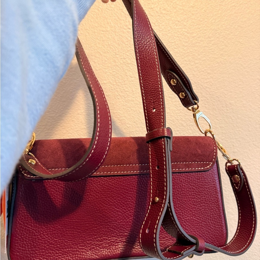 Elegant Burgundy Shoulder Bag/ Crossbody Bag - Picture 2 of 7